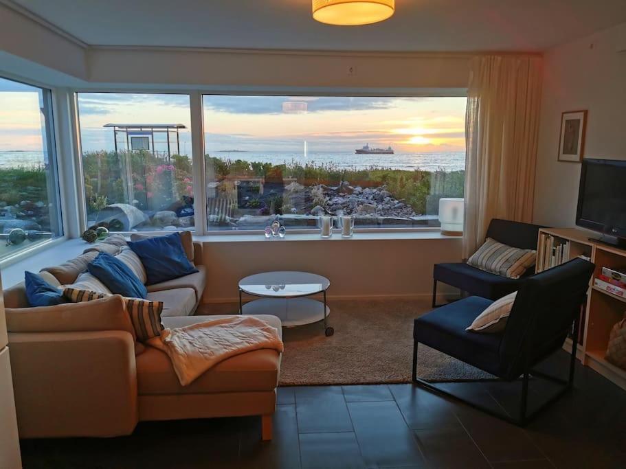 Beach Front Appartments In Design Eco-Villa Ulsteinvik Dış mekan fotoğraf